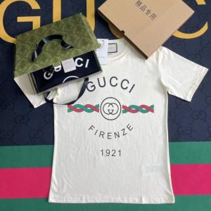 Gucci Replica Men Clothing Brand: Other People Fabric Material: Cotton/Cotton Fabric Material: Cotton/Cotton Ingredient Content: 96% (Inclusive)¡ª100% (Exclusive) Popular Elements: Letters