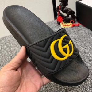 Gucci Replica Shoes/Sneakers/Sleepers Upper Material: Pvc Sole Material: Foam Rubber Sole Material: Foam Rubber Heel Style: Flat Heel Craftsmanship: Glued Function: Light Pattern: Solid Color