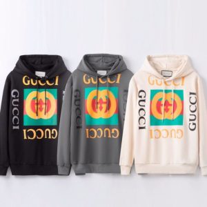 Gucci Replica Clothing Brand: Gucci Fabric Material: Cotton/Cotton Fabric Material: Cotton/Cotton Ingredient Content: 71% (Inclusive) - 80% (Inclusive) Dress Style: Pullover Clothing Style Details: Print Pocket Style: Vintage