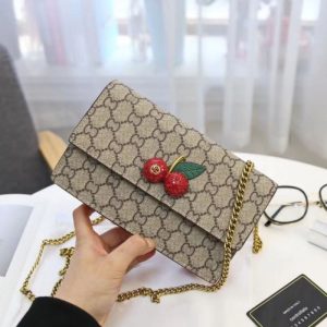 Gucci Replica Bags/Hand Bags Texture: PU Type: Small Square Bag Type: Small Square Bag Popular Elements: Chain
