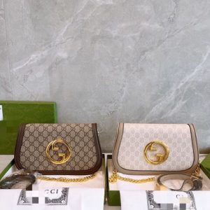 Gucci Replica Bags/Hand Bags Texture: PVC Type: Small Square Bag Type: Small Square Bag Popular Elements: Letter Closed: Magnetic Buckle