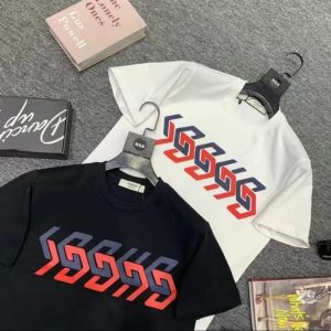 Gucci Replica Clothing Fabric Material: Cotton Ingredient Content: 51% (Inclusive)¡ª70% (Inclusive) Ingredient Content: 51% (Inclusive)¡ª70% (Inclusive) Collar: Crew Neck Version: Slim Fit Sleeve Length: Short Sleeve Clothing Style Details: Printing