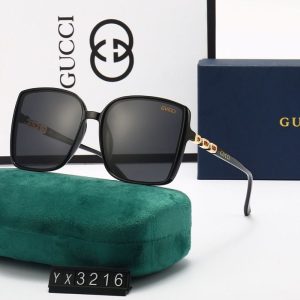 Gucci Replica Sunglasses For People: Female Lens Material: Resin Lens Material: Resin Frame Shape: Rectangle Style: Leisure Frame Material: TR Functional Use: Polarized