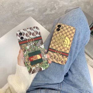 Gucci Replica Iphone Case Applicable Brands: Apple/ Apple Protective Cover Texture: Soft Glue Protective Cover Texture: Soft Glue Type: All-Inclusive Popular Elements: Maze