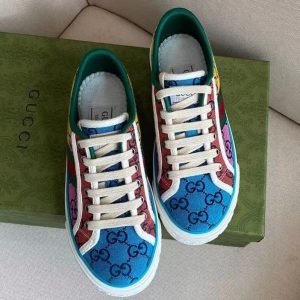 Gucci Replica Shoes/Sneakers/Sleepers Brand: Gucci Upper Material: Canvas Upper Material: Canvas Sole Material: Rubber Pattern: Solid Color Closed Way: Lace Up Style: Office