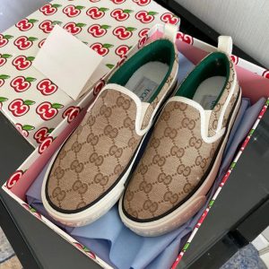 Gucci Replica Shoes/Sneakers/Sleepers Upper Material: Canvas Sole Material: Foam Rubber Sole Material: Foam Rubber Heel Height: Low Heel (1Cm-3Cm) Craftsmanship: Glued Heel Style: Sponge Cake Base Closed: Slip On