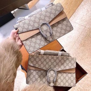 Gucci Replica Bags/Hand Bags Texture: Cowhide Type: Small Square Bag Type: Small Square Bag Popular Elements: Letter Style: Vintage Closed: Package Cover Type