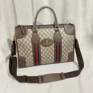 Gucci Replica Bags/Hand Bags Texture: PVC Type: Boston Bag Type: Boston Bag Popular Elements: Letter Style: Europe And America Closed: Zipper Size: 42*29*16cm+120cm