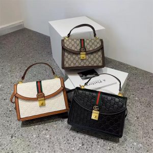 Gucci Replica Bags/Hand Bags Bag Type: Small Square Bag Bag Size: Middle Bag Size: Middle Lining Material: Polyester Bag Shape: Horizontal Square Closure Type: Package Cover Type Hardness: Medium Soft