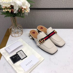 Gucci Replica Shoes/Sneakers/Sleepers Heel Height: Low Heel (1Cm-3Cm) Sole Material: Rubber Sole Material: Rubber Style: Elegant Craftsmanship: Glued Heel Style: Chunky Heel Function: Lightweight And Wear-Resistant