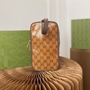 Gucci Replica Iphone Case Texture: Cowhide Popular Elements: Printing Popular Elements: Printing Closed: Zipper Brands: Adidas