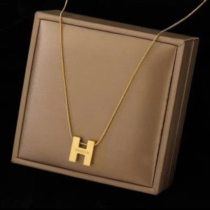 Hermes Replica Jewelry Material Type: Titanium Steel Style: Elegant Style: Elegant Gender: Female