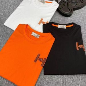 Hermes Replica Men Clothing Fabric Material: Mercerized Cotton/Cotton Ingredient Content: 91% (Inclusive)¡ª95% (Inclusive) Ingredient Content: 91% (Inclusive)¡ª95% (Inclusive) Collar: Crew Neck Version: Conventional Sleeve Length: Short Sleeve Clothing Style Details: Embroidered