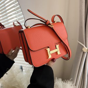 Hermes Replica Bags/Hand Bags Style: Street Fashion Material: PU Material: PU Bag Type: Small Square Bag Bag Size: Middle Lining Material: Polyester Cotton Bag Shape: Horizontal Square