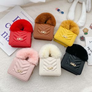 Chanel Replica Child Clothing Gender: Child Applicable To School Age: Primary School Applicable To School Age: Primary School Material: PU Leather Bag Size: Small Capacity: Small Closure Type: Magnetic Buckle