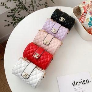 Chanel Replica Child Clothing Gender: Universal For Children Applicable To School Age: Toddler Applicable To School Age: Toddler Material: PU Leather Bag Size: 15*9.5*9.5cm Capacity: Mini Closure Type: Zipper