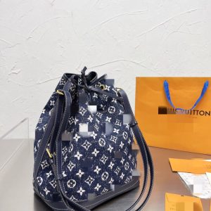 Louis Vuitton Replica Bags Texture: Denim Type: Bucket Bag Popular Elements: Printing Type: Bucket Bag Style: Fashion Closed: Drawstring Suitable Age: Youth (18-25 Years Old)