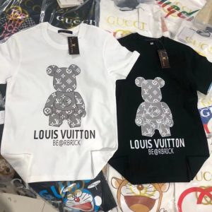 Brand: Louis Vuitton  Fabric Material: Cotton/Cotton  Fabric Material: Cotton/Cotton  Ingredient Content: 96% (Inclusive)¡ª100% (Exclusive)  Collar: Crew Neck  Sleeve Length: Short Sleeve  Clothing Style Details: Printing  Style: Leisure
