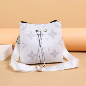 Louis Vuitton Replica Bags Texture: PU Type: Bucket Bag Popular Elements: Printing Type: Bucket Bag Style: Fashion Closed: Drawstring