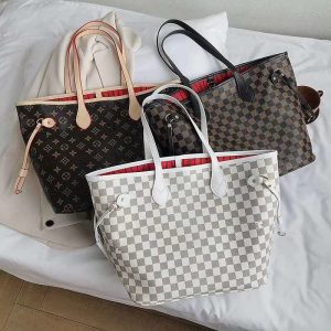 Louis Vuitton Replica Bags Texture: PU Popular Elements: Printing Style: Fashion Popular Elements: Printing