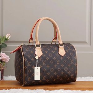 Louis Vuitton Replica Bags Brand: Louis Vuitton Texture: PU Type: Bucket Bag Texture: PU Popular Elements: Printing Closed: Zipper