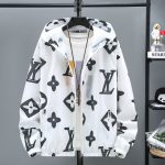 Brand: Louis Vuitton  Place Of Shipment: Hebei Province  Place Of Shipment: Hebei Province  Fabric Material: Polyester/Polyester (Polyester)  Ingredient Content: 100%  Version: Loose  Collar: Hooded  Popular Elements: Printed