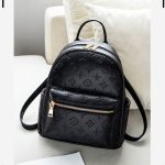 Louis Vuitton Replik-Taschen Textur: PU Beliebte Elemente: Prägung Geschlossen: Reißverschluss Beliebte Elemente: Prägung Wasserdichte Leistung: Wasserabweisend Futtermaterial: Polyester (Polyesterfaser)