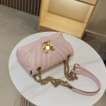 Louis Vuitton Replik-Taschen Marke: Louis Vuitton Beschaffenheit: PU Typ: Kleine quadratische Tasche Textur: PU Beliebte Elemente: Kette Stil: Hip Hop Geschlossen: Magnetische Schnalle