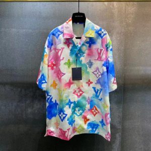 Brand: Louis Vuitton  Ingredient Content: 96% (Inclusive)¡ª100% (Exclusive)  Ingredient Content: 96% (Inclusive)¡ª100% (Exclusive)  Version: Loose  Collar: Other  Sleeve Length: Half Sleeve/Middle Sleeve  Clothing Style Details: Button  Style: Leisure