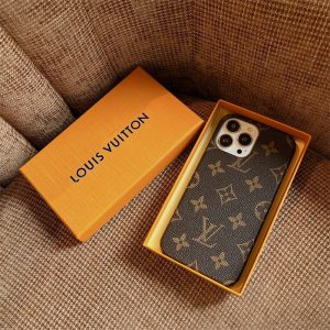 Louis Vuitton Iphone Case Brand: Louis Vuitton Applicable Brands: Apple/ Apple Applicable Brands: Apple/ Apple Protective Cover Texture: Imitation Leather Type: All-Inclusive Style: Classic
