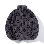 Marque : Louis Vuitton Remplissage : Coton compressé Charge : Coton comprimé Contenu des ingrédients : 91% (inclus)¡ª95% (inclus) Grammes de remplissage : 100G (inclus)¡ª150G (exclusif) Version : Libre Col : Col droit Longueur : Régulier Détails du style de vêtements : Impression