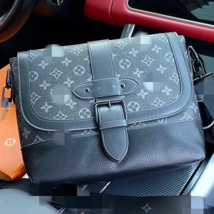 Louis Vuitton Replica Bags Size: 30*23*11cm