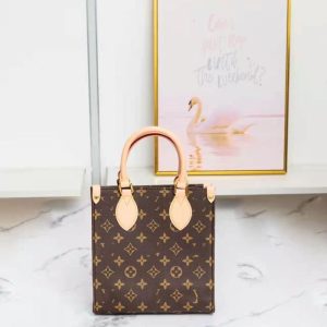 Louis Vuitton Replica Borse Marca: Louis Vuitton Struttura: PVC Tipo: Busta Borsa Struttura: PVC Elementi popolari: Stampa Stile: Moda Chiuso: Esposizione