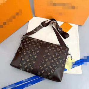 Louis Vuitton Replik-Taschen Textur: PU Typ: Umschlag Tasche Beliebte Elemente: Druck Typ: Umschlag Tasche Stil: Mode Geschlossen: Reißverschluss