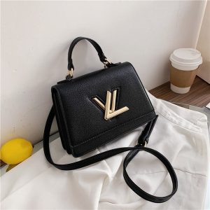 Louis Vuitton Replica Bags Texture: PU Type: Small Square Bag Popular Elements: Sewing Thread Type: Small Square Bag Style: Fashion Closed: Package Cover Type Size: 22*16*9cm