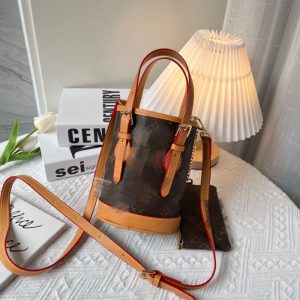 Louis Vuitton Replica Bags Texture: PU Type: Bucket Bag Popular Elements: Printing Type: Bucket Bag Style: Vintage Closed: Exposure