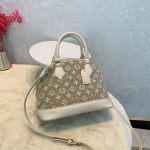 Louis Vuitton Replica Bags Texture: PVC Type: Shell Bag Popular Elements: Printing Type: Shell Bag Style: Fashion Closed: Zipper Size: 27*11.5*18cm