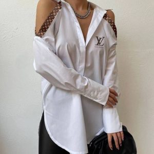 Fabric Material: Chemical Fiber/Polyester (Polyester Fiber)  Ingredient Content: 81% (Inclusive) - 90% (Inclusive)  Ingredient Content: 81% (Inclusive) - 90% (Inclusive)  Main Style: Sweet And Fresh  Clothing Version: Loose  Length/Sleeve Length: Regular/Long Sleeve  Collar: V-Neck