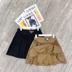 Prada Replica Clothing Pattern: Solid Color Material: Cotton Material: Cotton Main Fabric Composition: Polyester Fiber (Polyester) Main Fabric Composition 2: Polyester Fiber (Polyester) Skirt Type: Pleated Skirt Length: Short Skirt