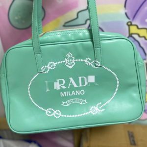 Prada Replica Bags/Hand Bags Texture: PU Type: Other Type: Other Popular Elements: Splicing Style: Vintage