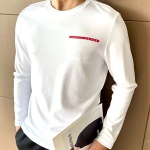 Prada Replica Men Clothing Fabric Material: Cotton/Cotton Ingredient Content: 81% (Inclusive)¡ª90% (Inclusive) Ingredient Content: 81% (Inclusive)¡ª90% (Inclusive) Collar: Crew Neck Sleeve Length: Long Sleeves Style: Leisure