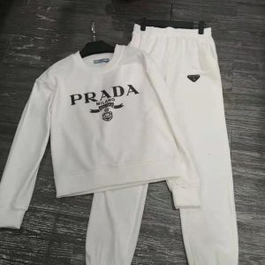 Prada Replica Clothing Popular Elements: Printing Type: Pants Suit Type: Pants Suit Sleeve Length: Long Sleeves Fabric Material: Cotton/Cotton Ingredient Content: 91% (Inclusive)¡ª95% (Inclusive) Whether To Add Cashmere: Without Velvet
