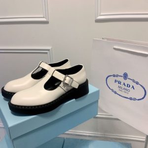 Prada Replica Shoes/Sneakers/Sleepers Upper Material: Sheepskin (Except Sheep Suede) Heel Height: Middle Heel (3cm-5cm) Heel Height: Middle Heel (3cm-5cm) Sole Material: Rubber Closed: T-Shaped Buckle Strap