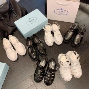 Prada Replica Shoes/Sneakers/Sleepers Upper Material: Sheepskin (Except Sheep Suede) Heel Height: Middle Heel (3cm-5cm) Heel Height: Middle Heel (3cm-5cm) Sole Material: Rubber Closed: Slotted Buckle Style: Vintage Insole Material: Sheepskin (Except Sheep Suede)