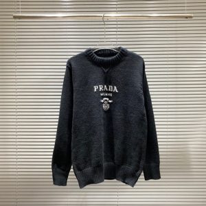 Prada Replica Clothing Material: Acrylic Fibers Main Fabric Composition: Acrylic Fibers Main Fabric Composition: Acrylic Fibers Main Fabric Composition 2: Wool Pattern: Solid Color Yarn Thickness: Ordinary Wool Thickness: Moderate