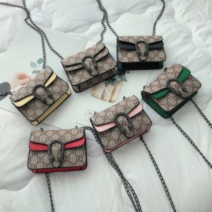 Gucci Replica Child Clothing Material: PU Leather Bag Size: Small Bag Size: Small Closure Type: Magnetic Buckle Number Of Shoulder Straps: Single Lining Material: No Lining Pattern: Letters/Numbers/Text