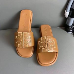 Tory Burch Shoes/Sneakers/Sleepers Upper Material: Superfine Fiber Heel Height: Flat Heel (Less Than Or Equal To 1Cm) Heel Height: Flat Heel (Less Than Or Equal To 1Cm) Sole Material: Rubber Craftsmanship: Sticky Insole Material: Top Layer Pigskin Heel Style: Flat