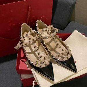 Others Replica Shoes/Sneakers/Sleepers Toe: Pointed Toe Upper Material: Sheepskin Upper Material: Sheepskin Gender: Female Pattern: Solid Color Sole Material: Rubber Lining Material: Sheepskin