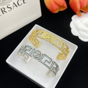 Versace Replica Jewelry Material Type: Copper Style: Vintage Style: Vintage Craft: Mosaic For People: Universal Pattern Element: Plant Flowers Inner Perimeter: 8Mm