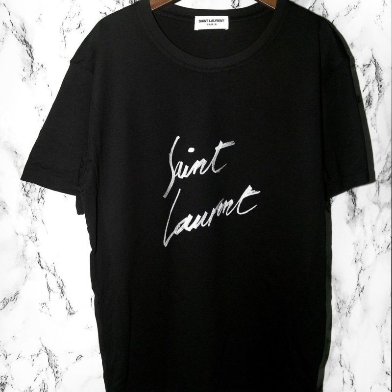 YSL Replica Men Clothing Fabric Material: Cotton/Cotton Ingredient Content: 91% (Inclusive)¡ª95% (Inclusive) Ingredient Content: 91% (Inclusive)¡ª95% (Inclusive) Collar: Crew Neck Version: Conventional Sleeve Length: Short Sleeve Clothing Style Details: Printing